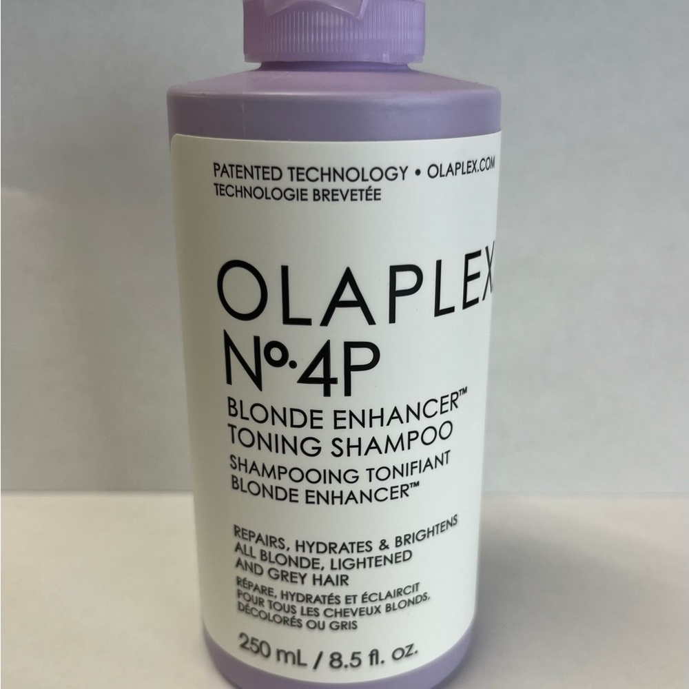 💜🤍OLAPLEX N•4P BLONDE TONING SHAMPOO💜🤍